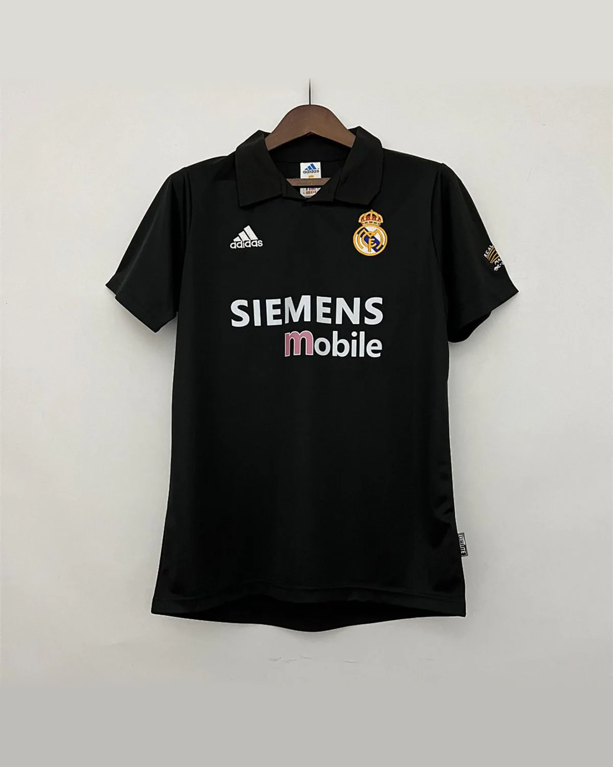 Real Madrid Retro 02/03 Real Madrid Away football jersey