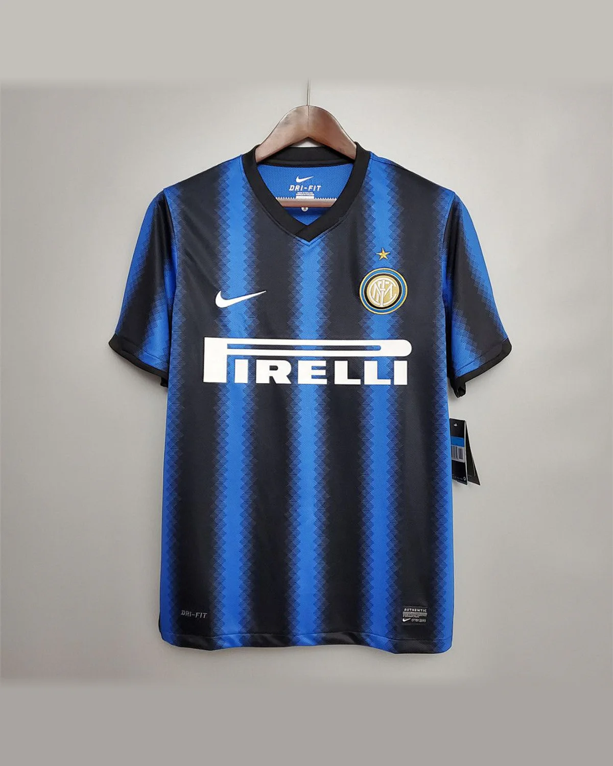 Inter Milan Retro 2010/11 Inter Milan home football jersey