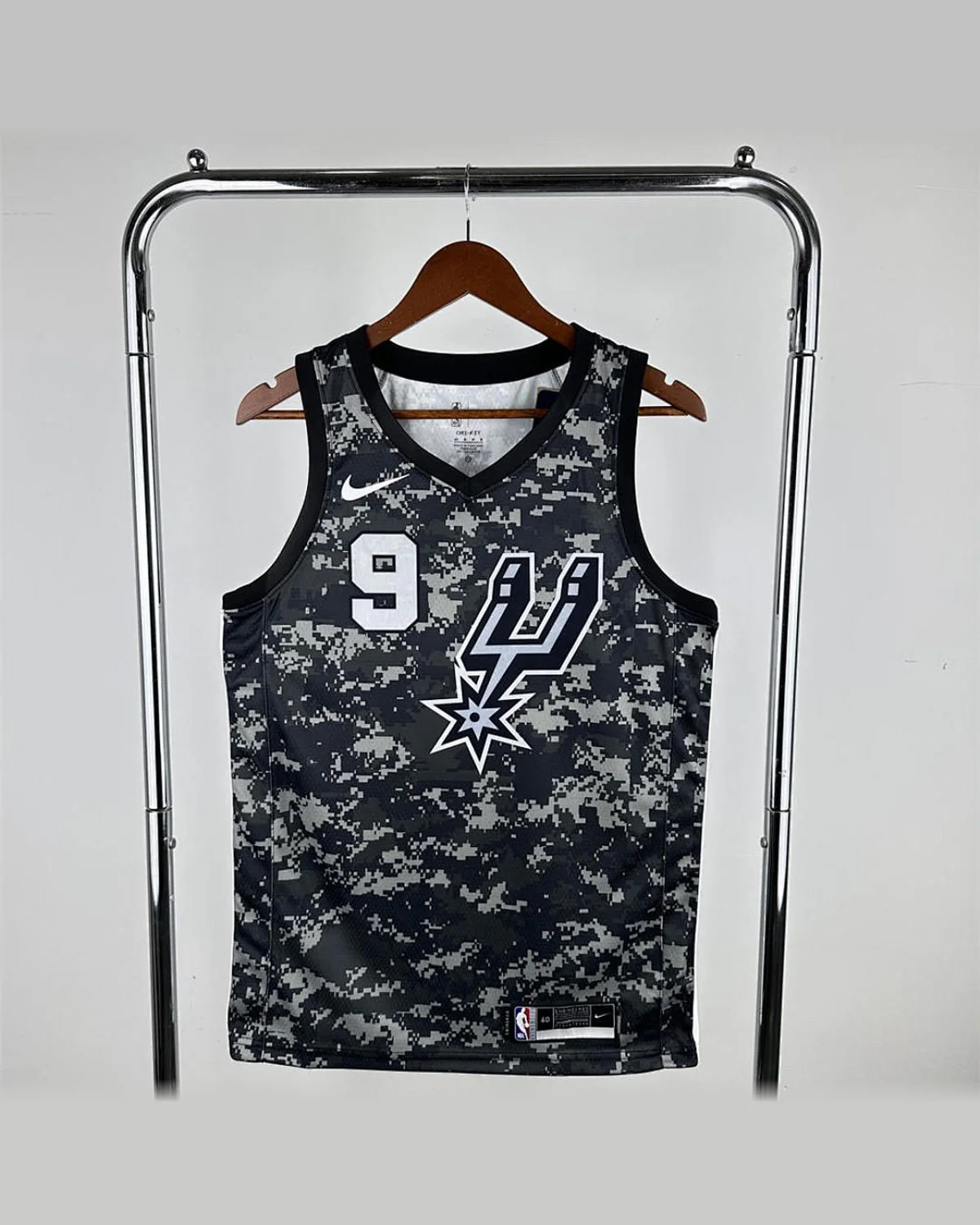 Tottenham Hotspur Tottenham Hotspur San Antonio Spurs V-Neck Camouflage Jersey PARKER#9 football jersey