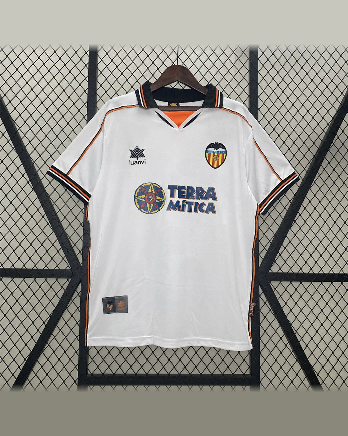 Valencia Retro 1999/00 Valencia Home jersey football jersey