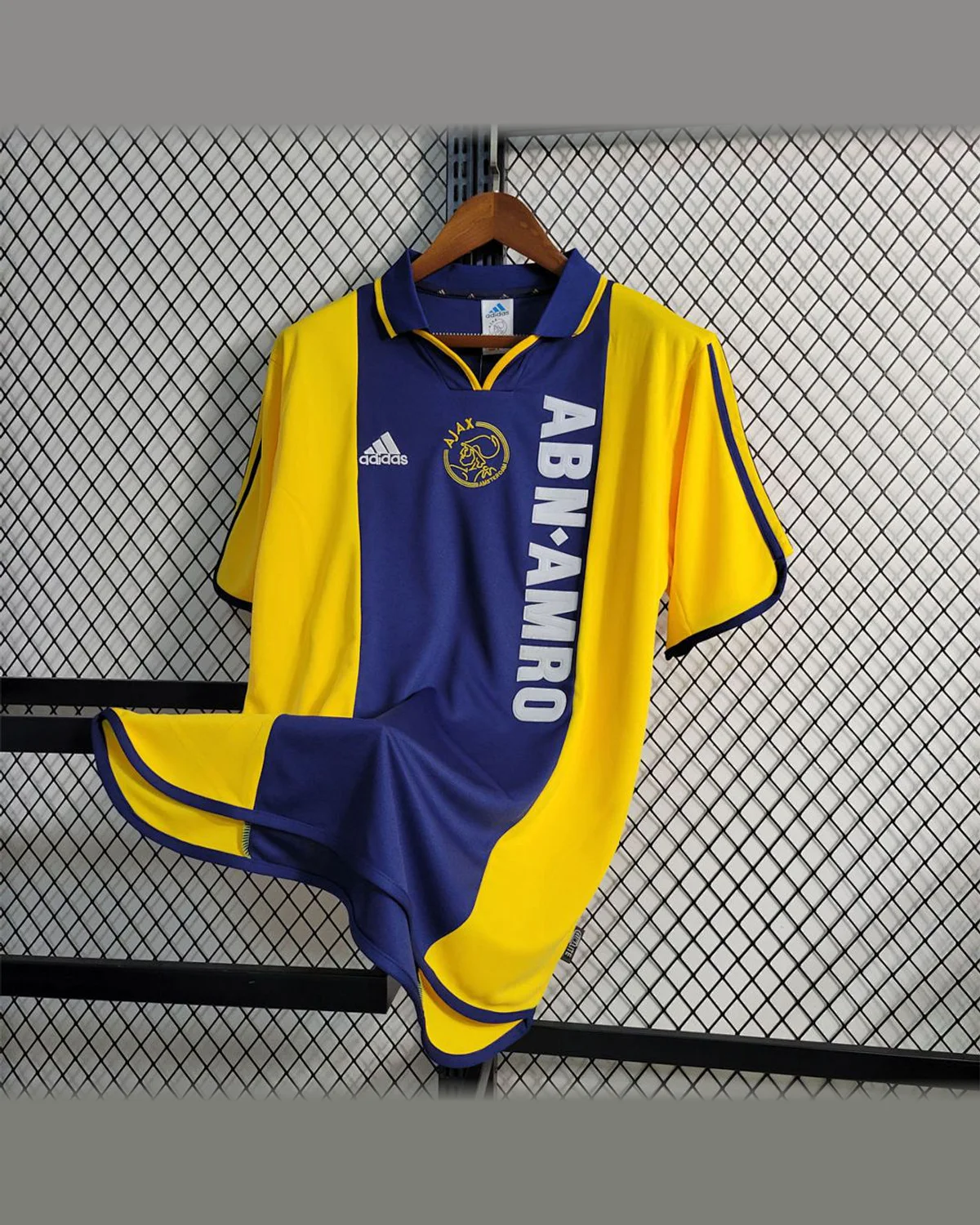 Ajax Amsterdam Retro 00/01 Ajax Away football jersey