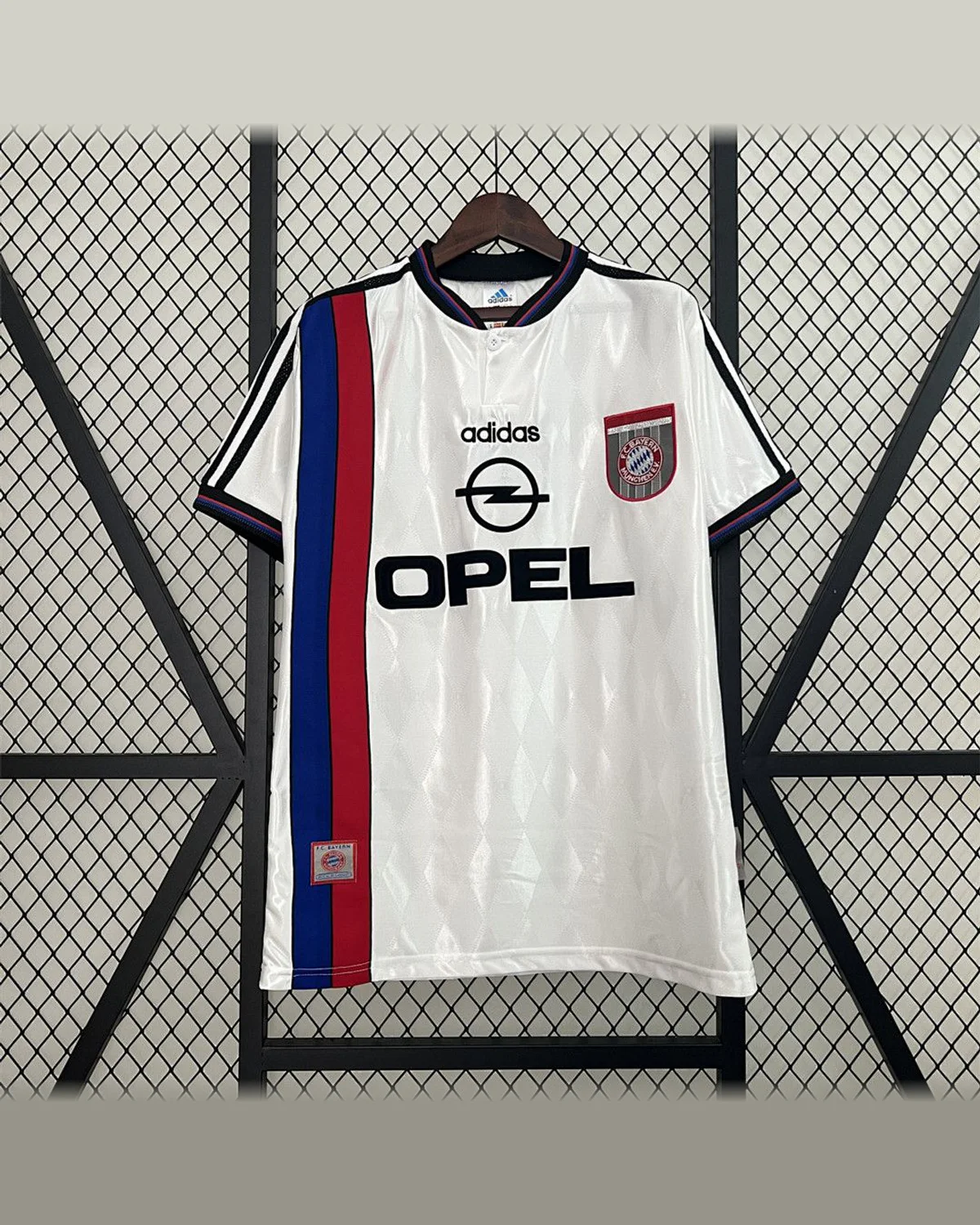 Bayern Munich Retro Bayern Munich 96/98 Away football jersey