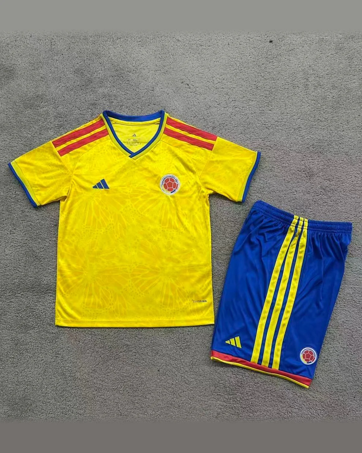 Colombia 2026 Colombia Home Kit Kids football jersey