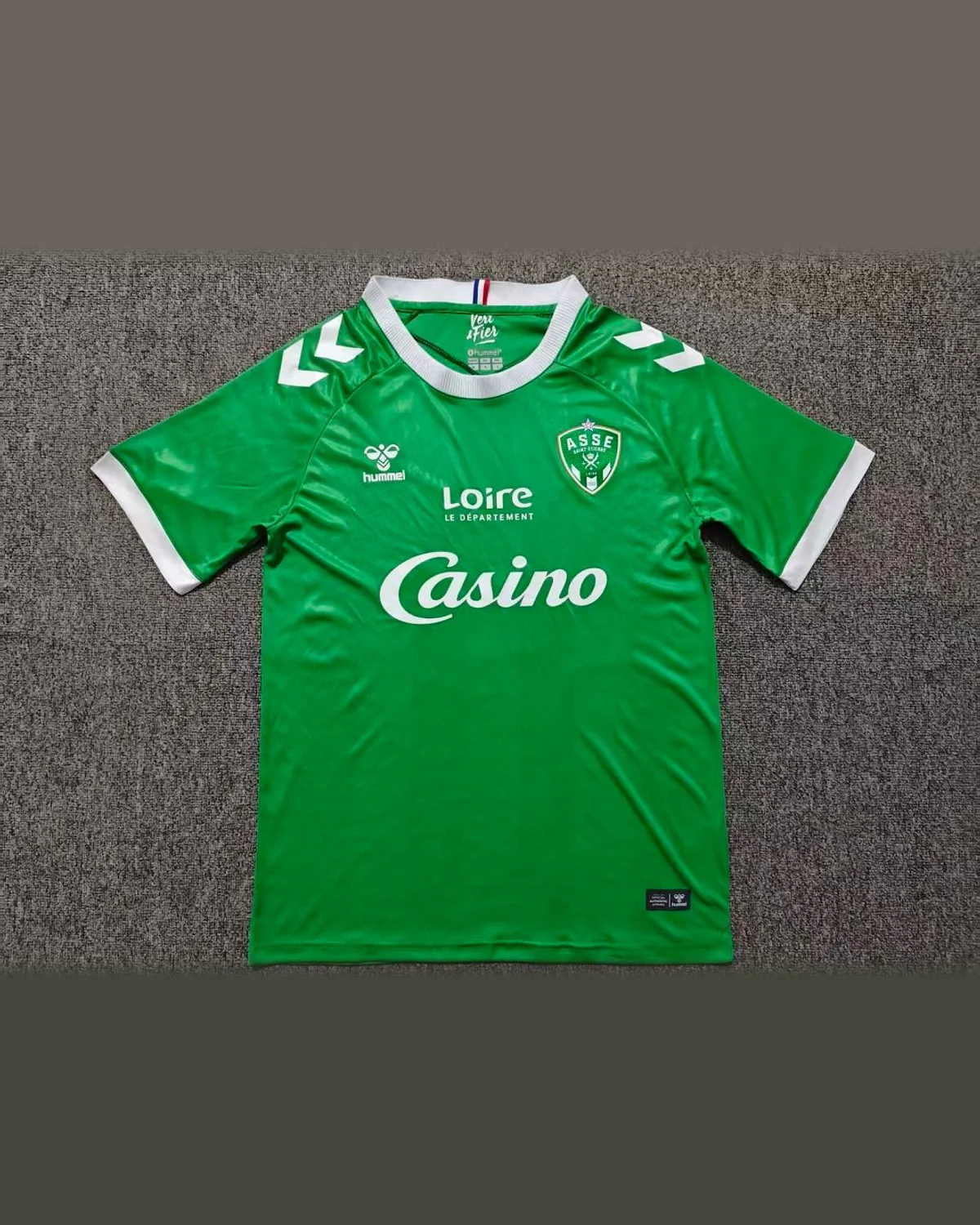 Saint-Étienne Saint-Étienne's home football jersey