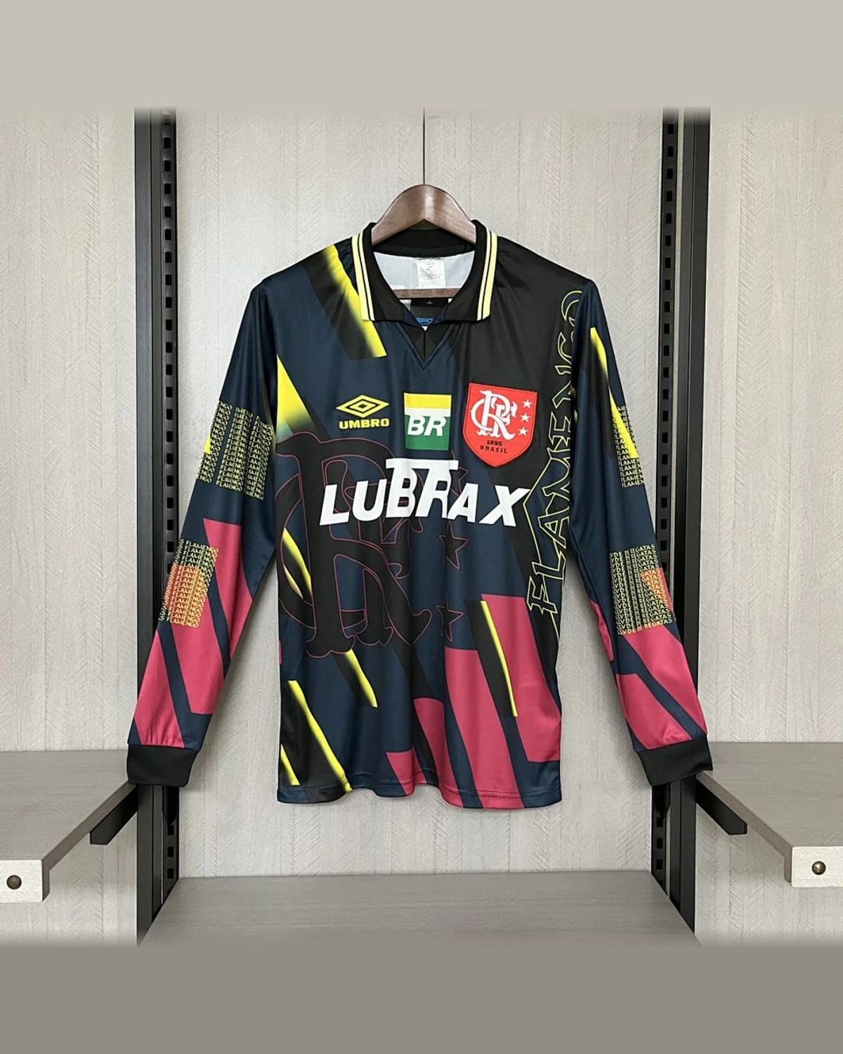 Flamengo Retro 1997 Flamengo Goalkeeper Long Sleeve football jersey