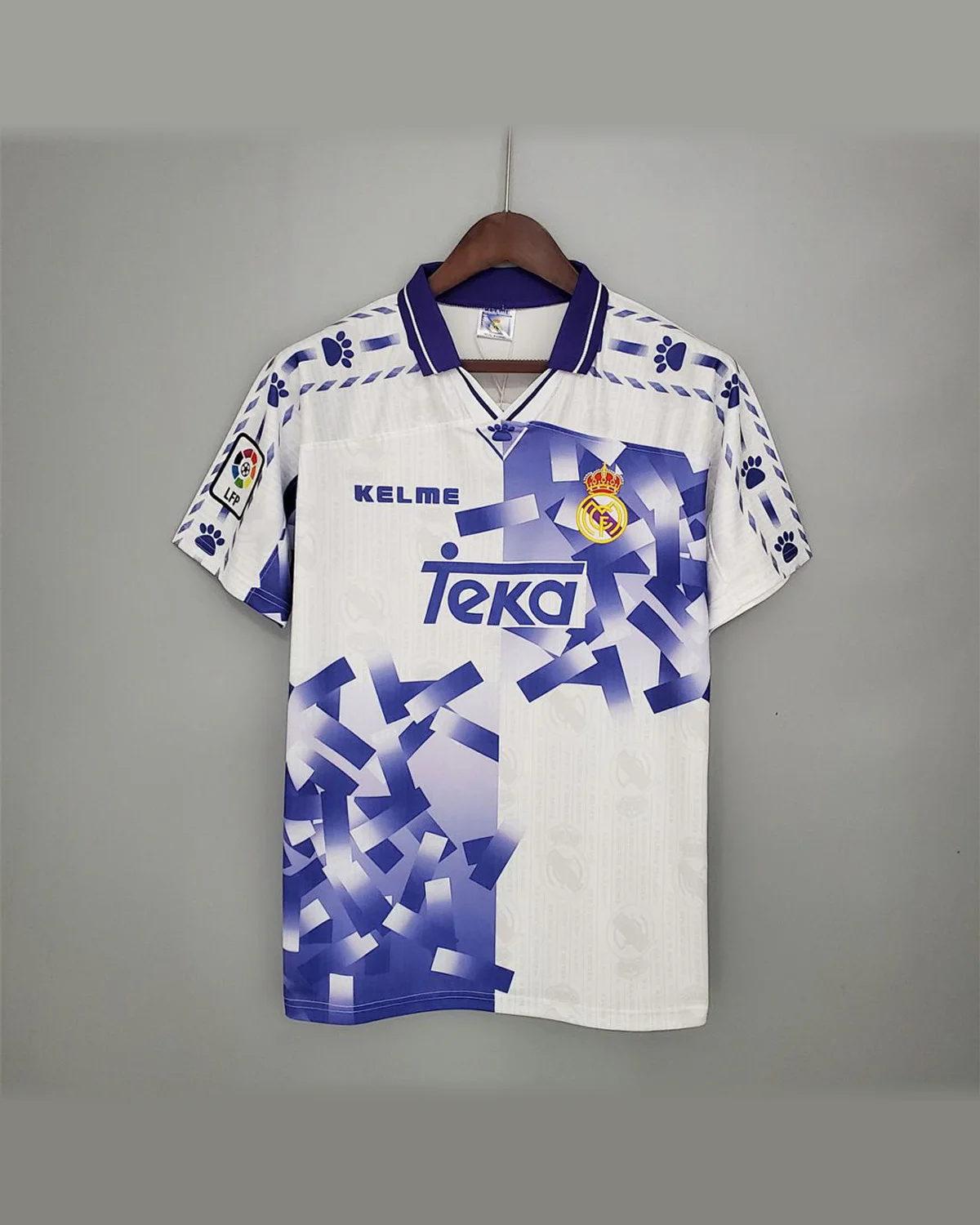 Real Madrid Retro 96/97 Real Madrid Third Away football jersey