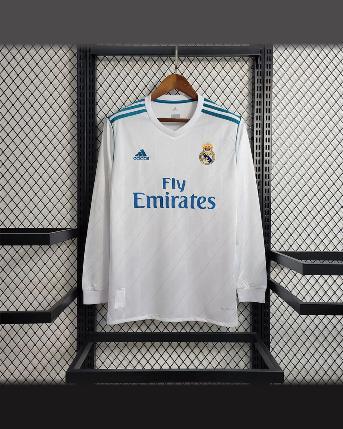 Real Madrid Retro 17/18 Long Sleeve Real Madrid Home football jersey