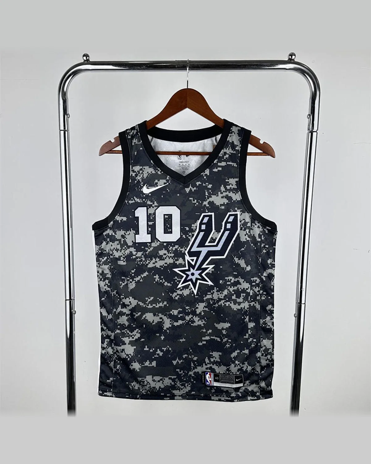 Tottenham Hotspur Tottenham Hotspur San Antonio Spurs V-Neck Camouflage Jersey SOCHAN#10 football jersey