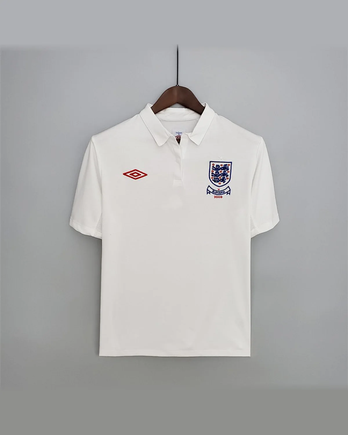 England Retro 2010 England Home football jersey