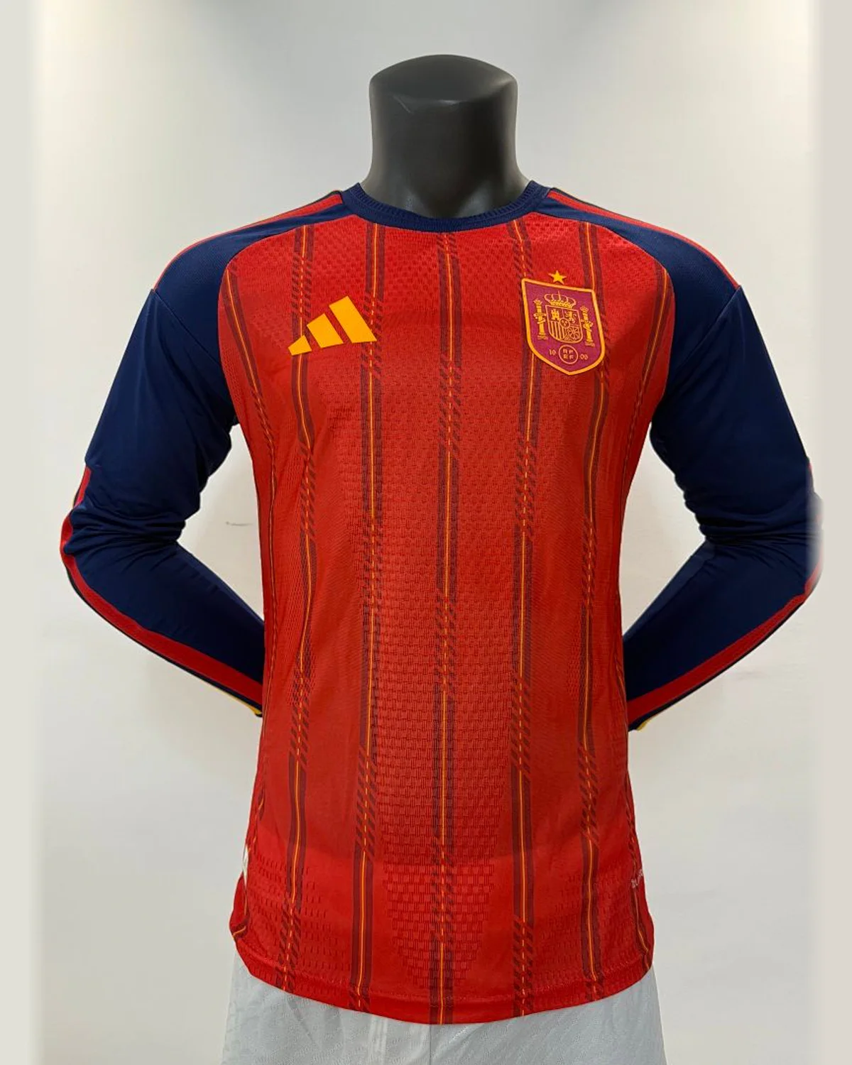 Spain 2026/27 Spain Home - Long Sleeve - Player Version football jersey