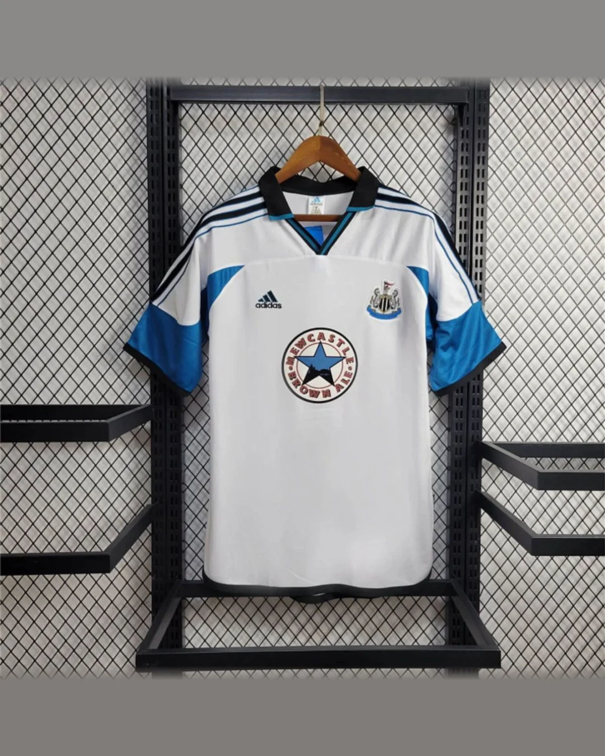 Newcastle United Retro 99/00 Newcastle United Away football jersey