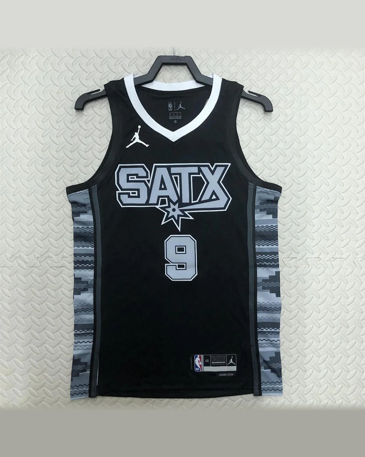 Tottenham Hotspur Tottenham Hotspur San Antonio Spurs V-Neck Black Jersey PARKER#9 football jersey