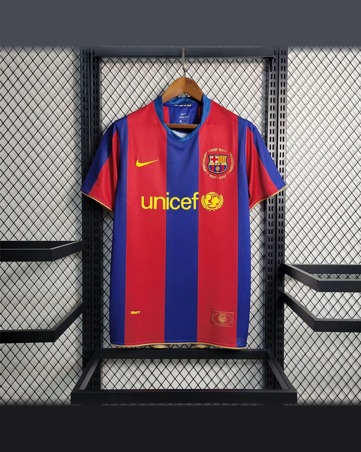 FC Barcelona Retro 07/08 Barcelona Home football jersey
