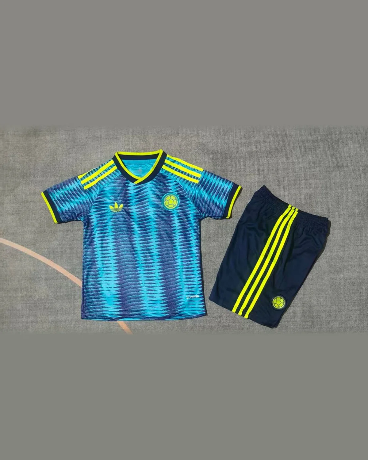 Colombia 2026/27 World Cup: Colombia (Away) yards football jersey