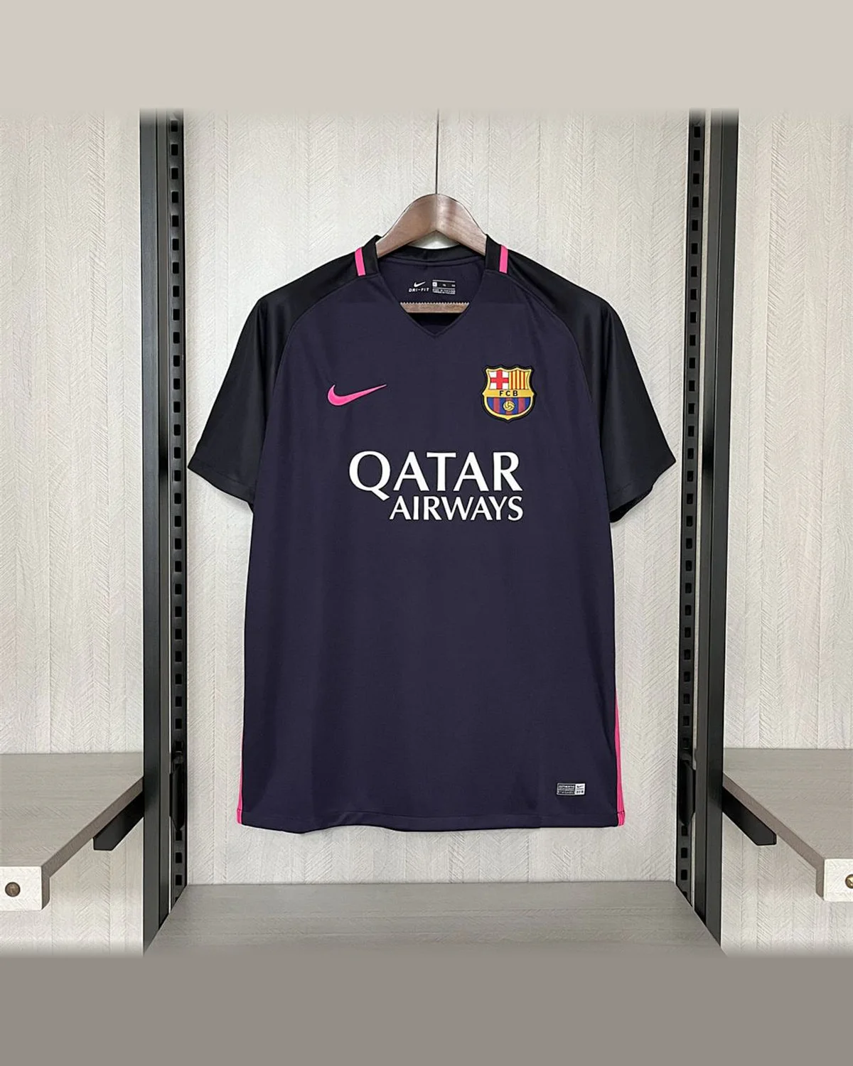 FC Barcelona Retro 16/17 Barcelona Away football jersey