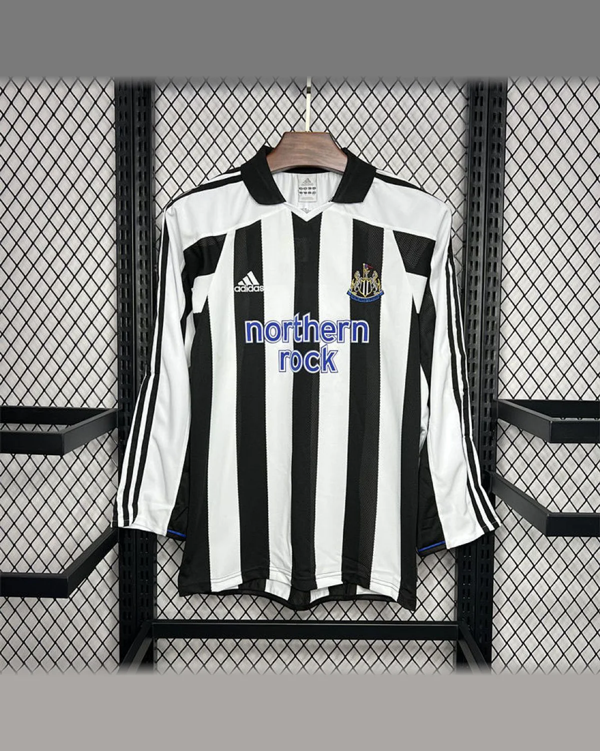 Newcastle United Retro 2003/05 Newcastle United Home Long Sleeves Jersey football jersey