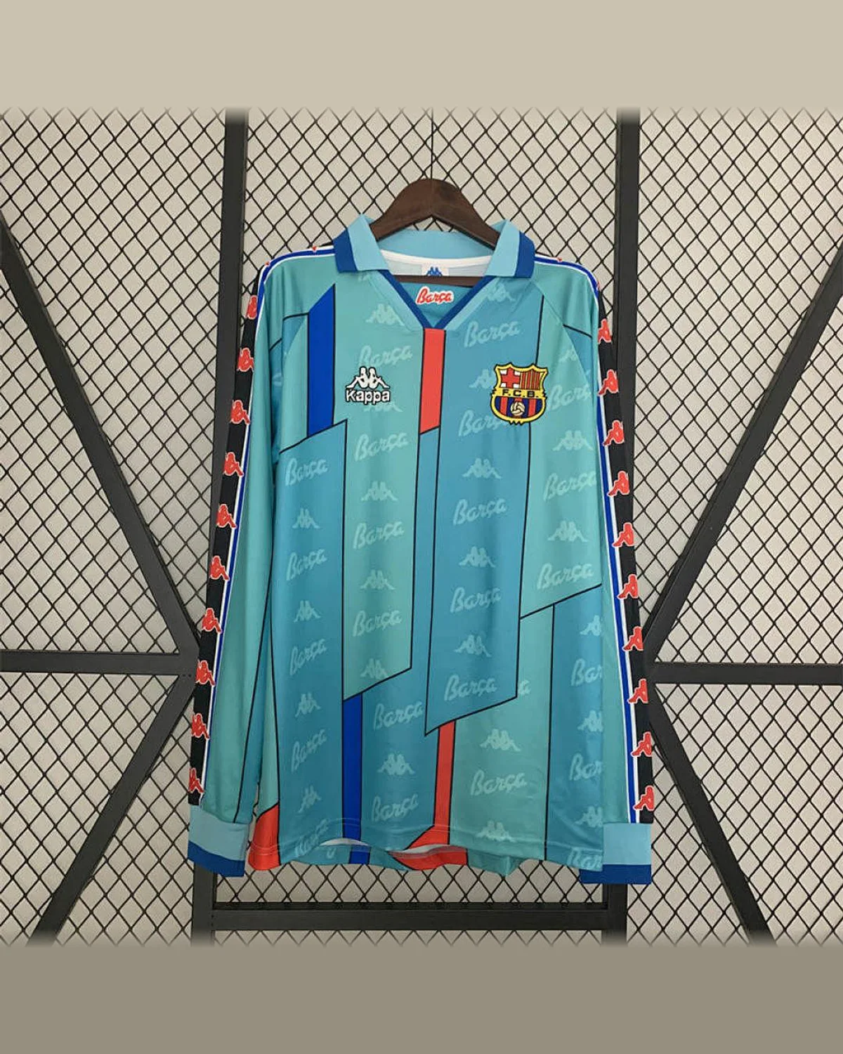 FC Barcelona Retro 96/97 Long Sleeve Barcelona Away football jersey