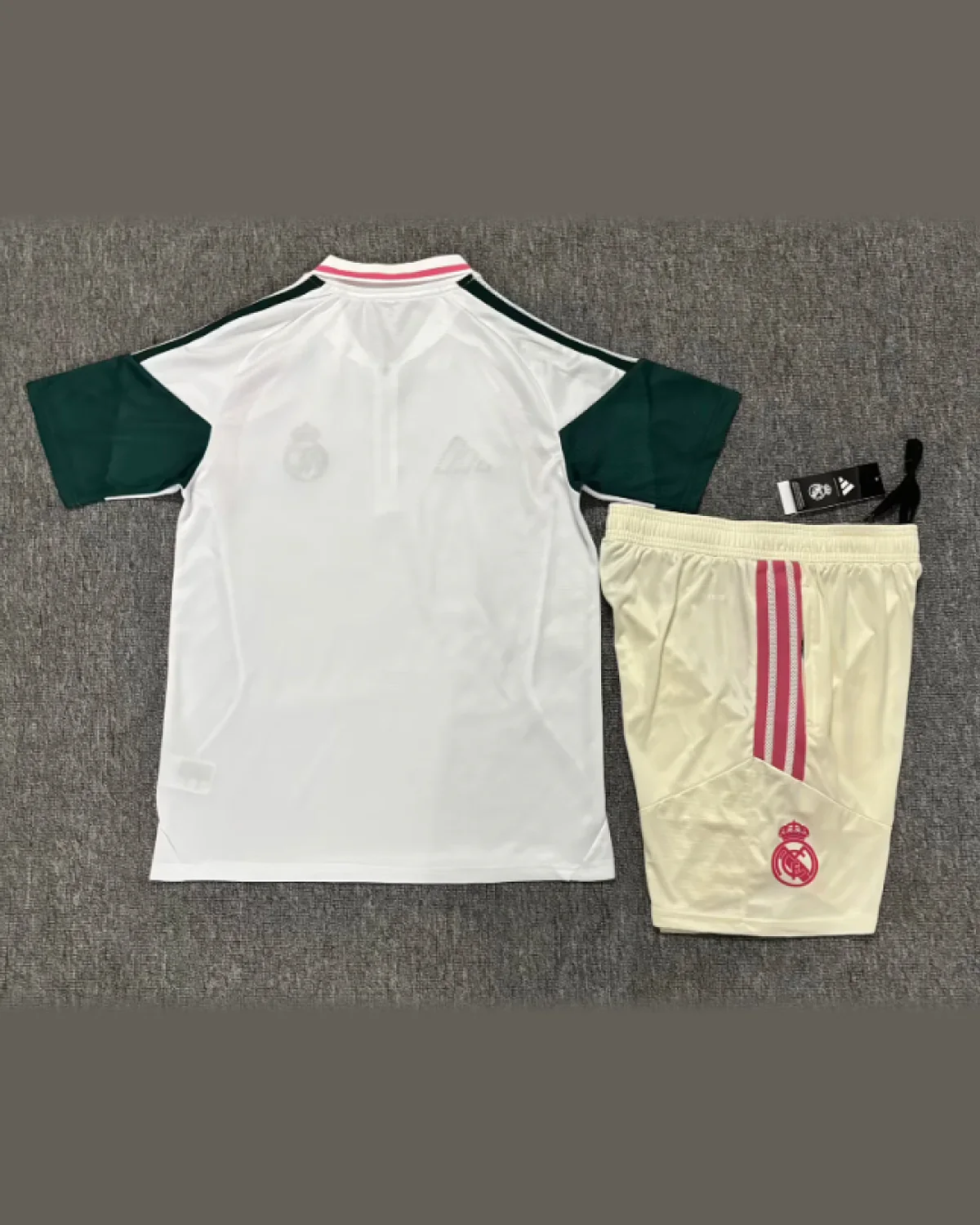 Real Madrid 2026/27 Real Madrid White Polo Shirt Set football jersey
