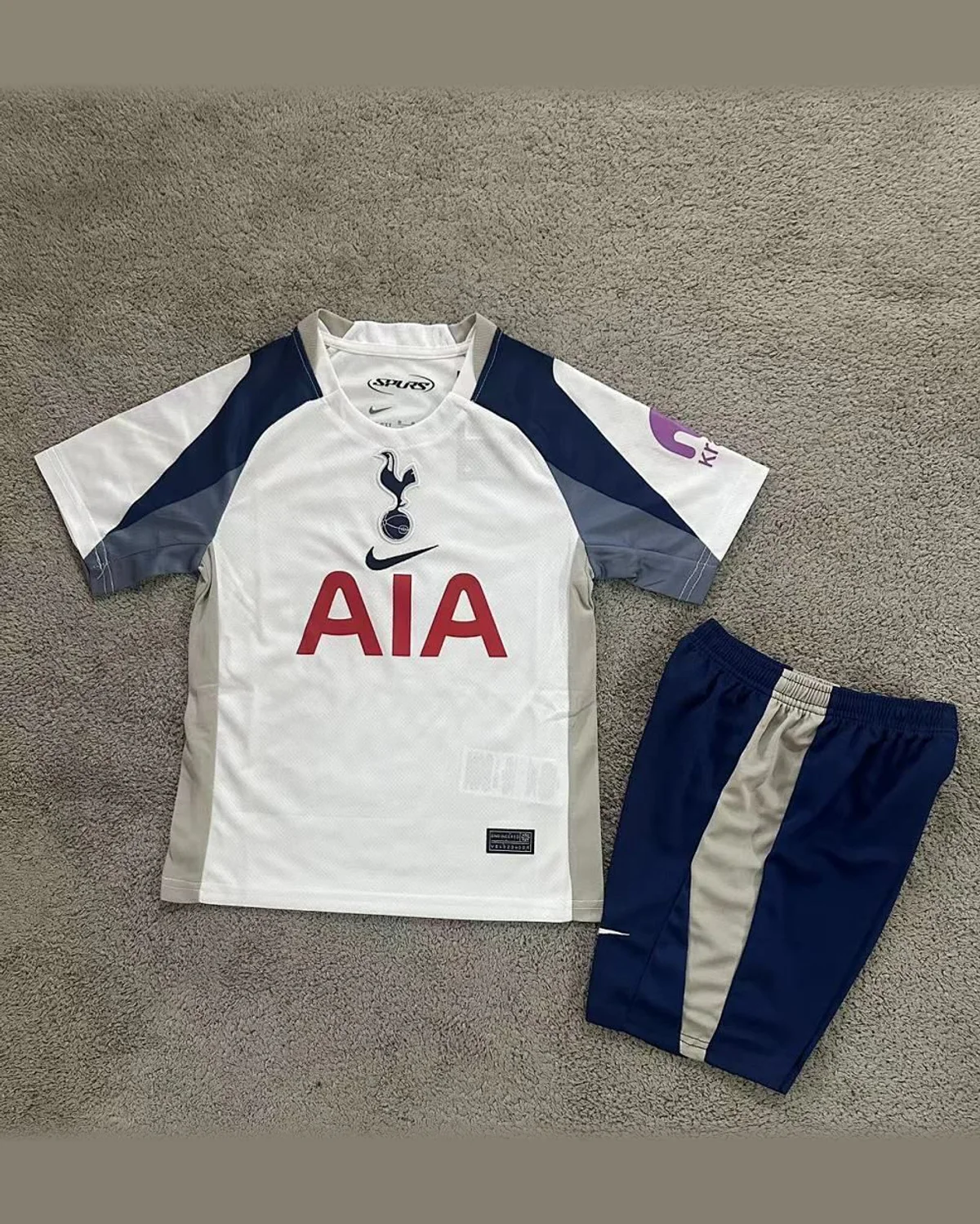 Tottenham Hotspur 2025/26 Tottenham Hotspur Home Kit Kids football jersey