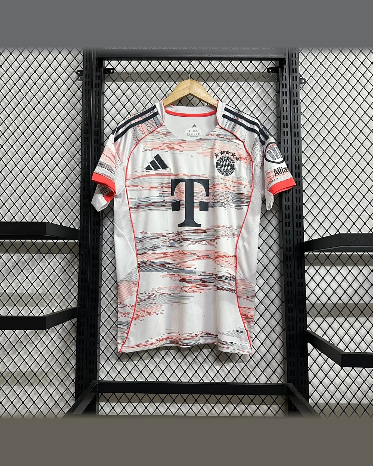 Bayern Munich Bayern Munich Away Kit football jersey