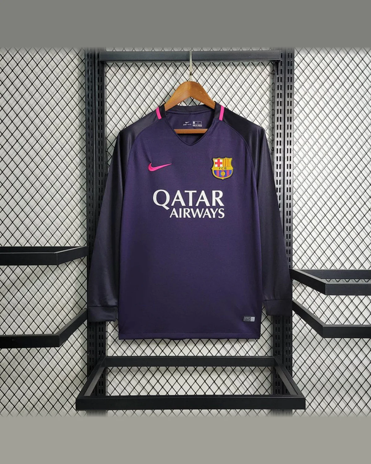 FC Barcelona Retro 16/17 Barcelona Away Long Sleeve football jersey