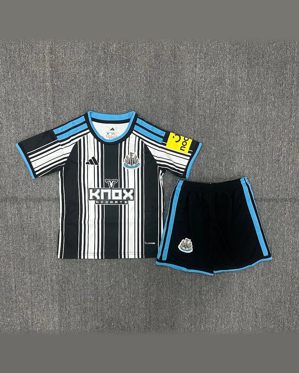 Newcastle United Newcastle Kids Kit football jersey