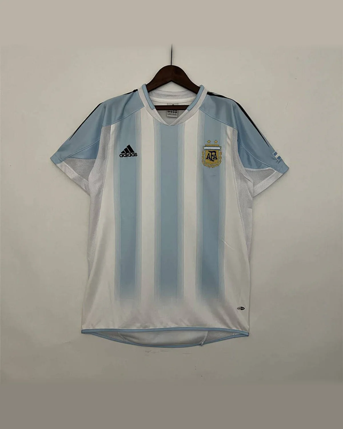 Argentina Retro 04/05 Argentina Home football jersey