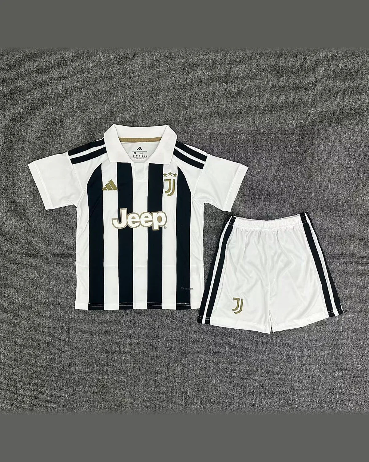 Juventus Juventus Home Kids football jersey