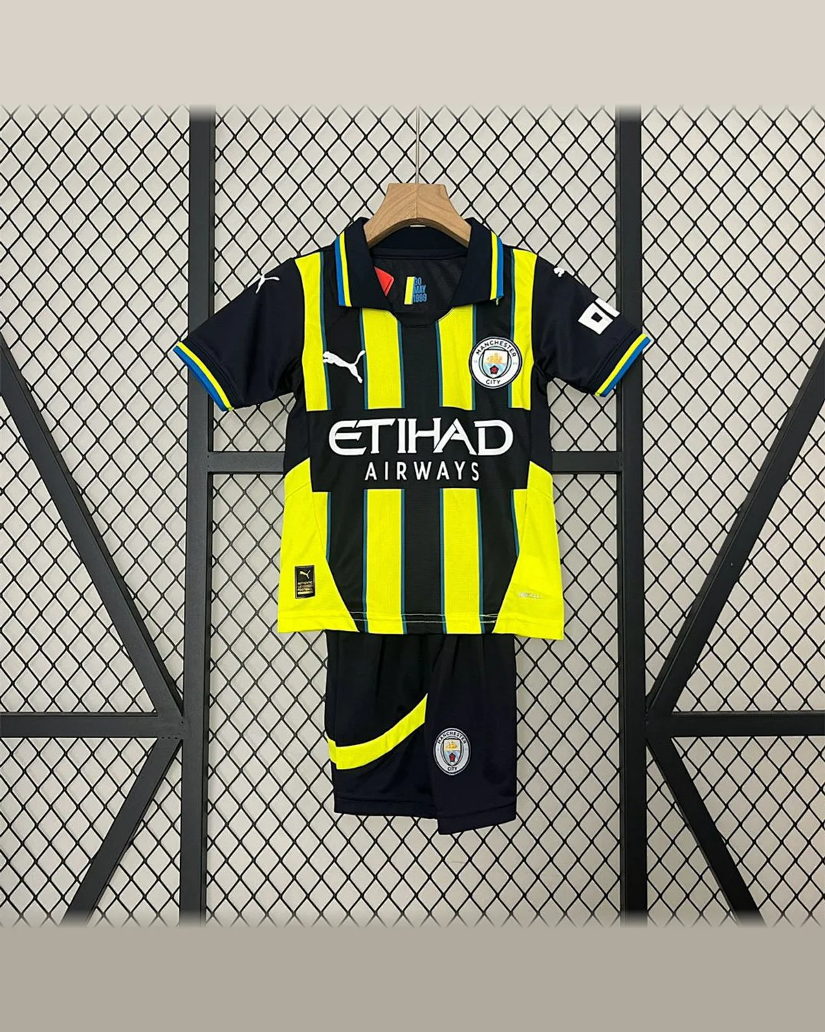 Manchester City Manchester City 2024/25 Away Kids Kit football jersey