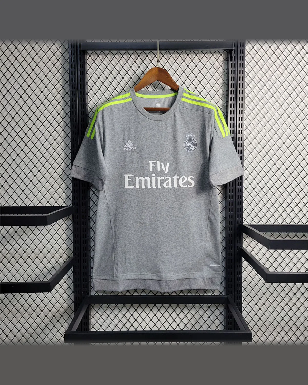 Real Madrid Retro 15/16 Real Madrid Away football jersey