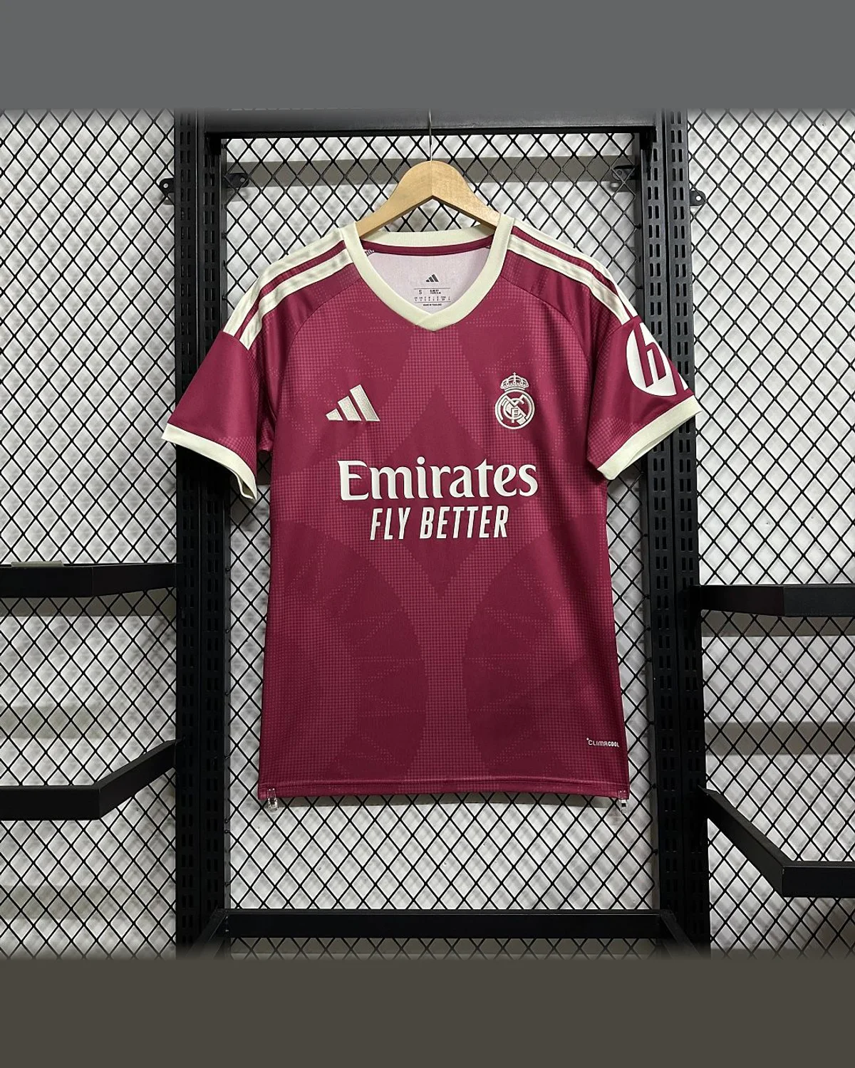 Real Madrid Fan 2026/27: Real Madrid's Second Away Game football jersey