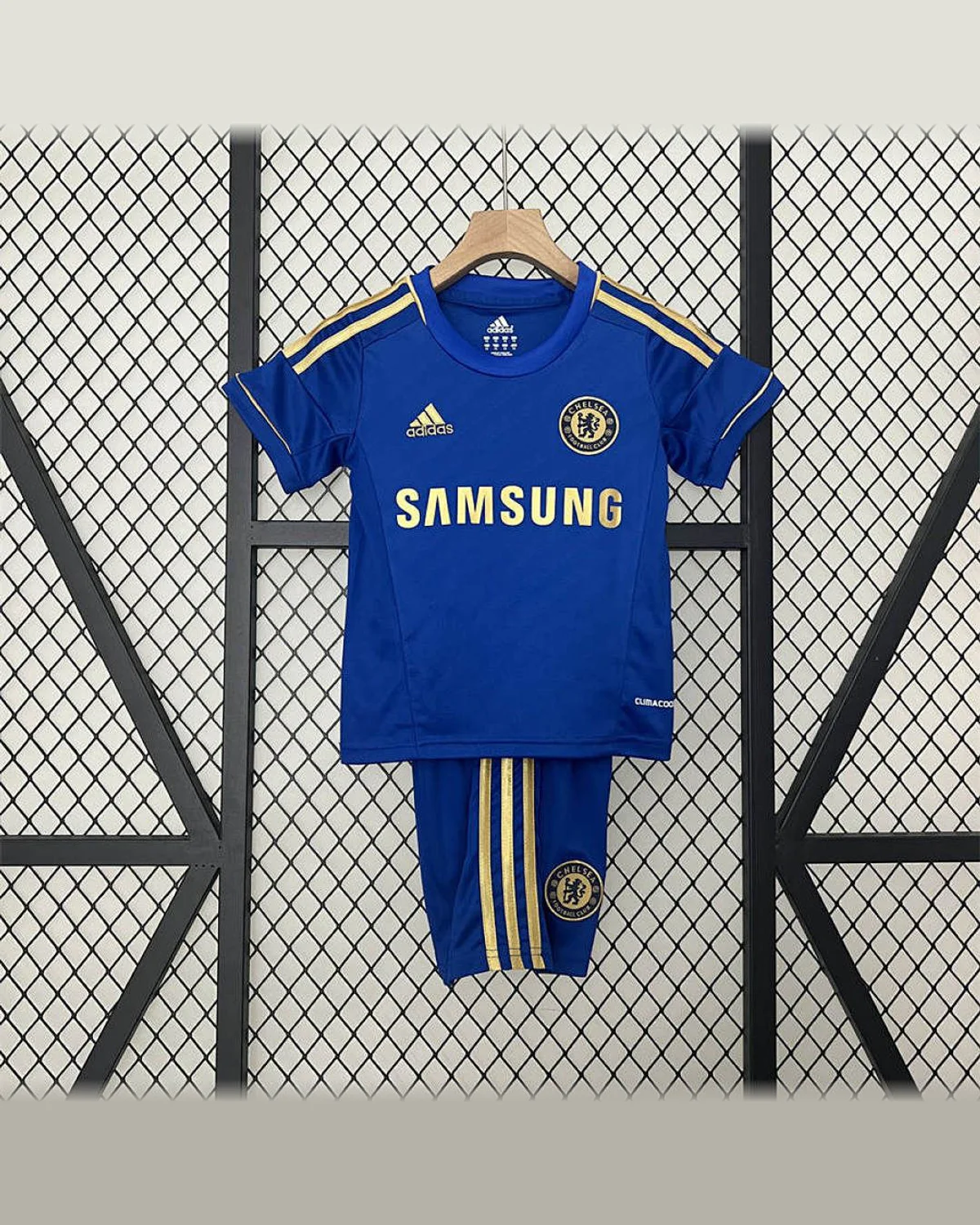 Chelsea Retro 12/13 Kids Chelsea Home football jersey