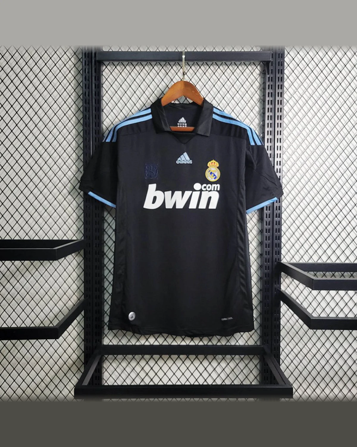 Real Madrid Retro 09/10 Real Madrid Away football jersey
