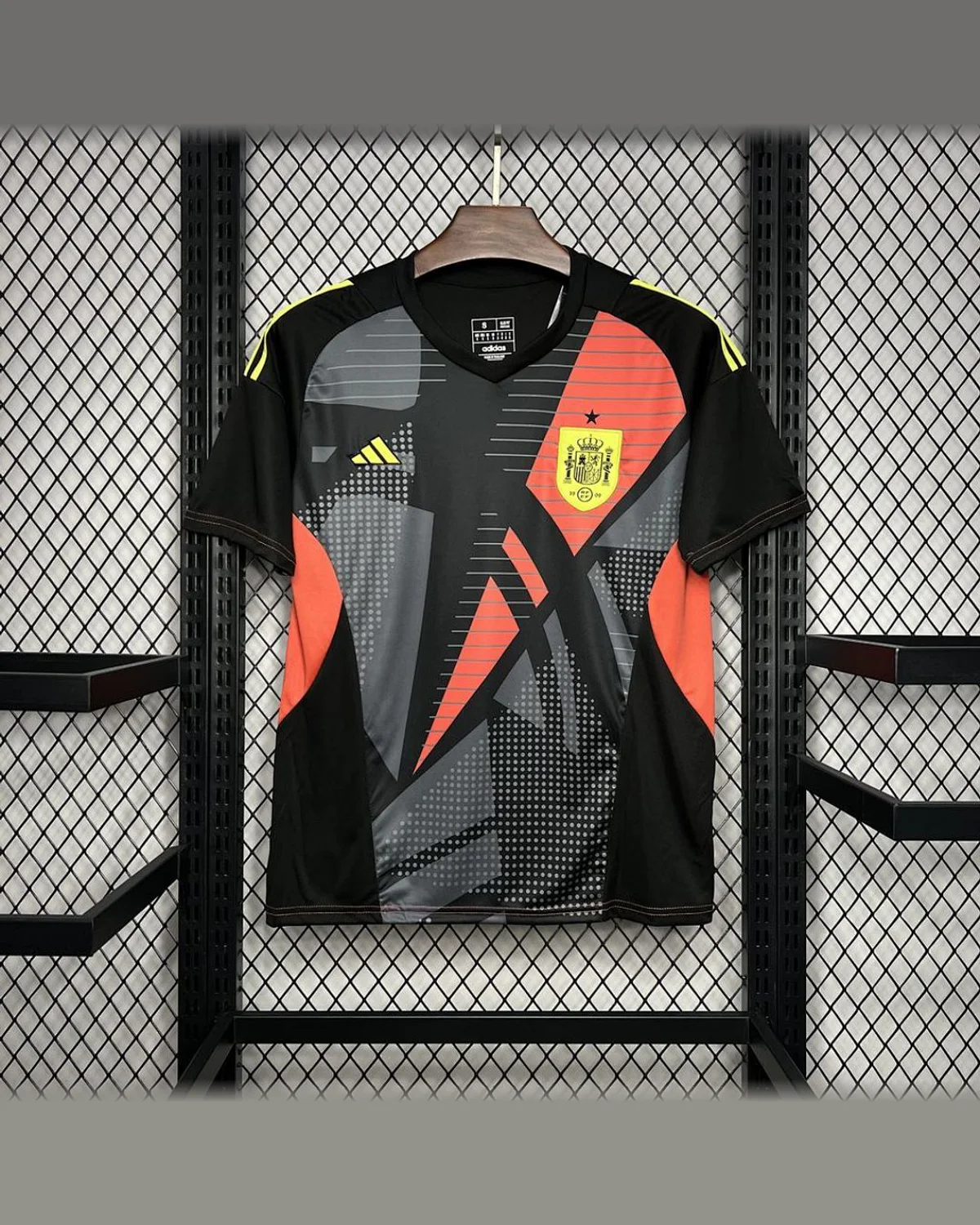 Spain 2024/25 Spain Euro Goalkeeper Uniform Jersey football jersey