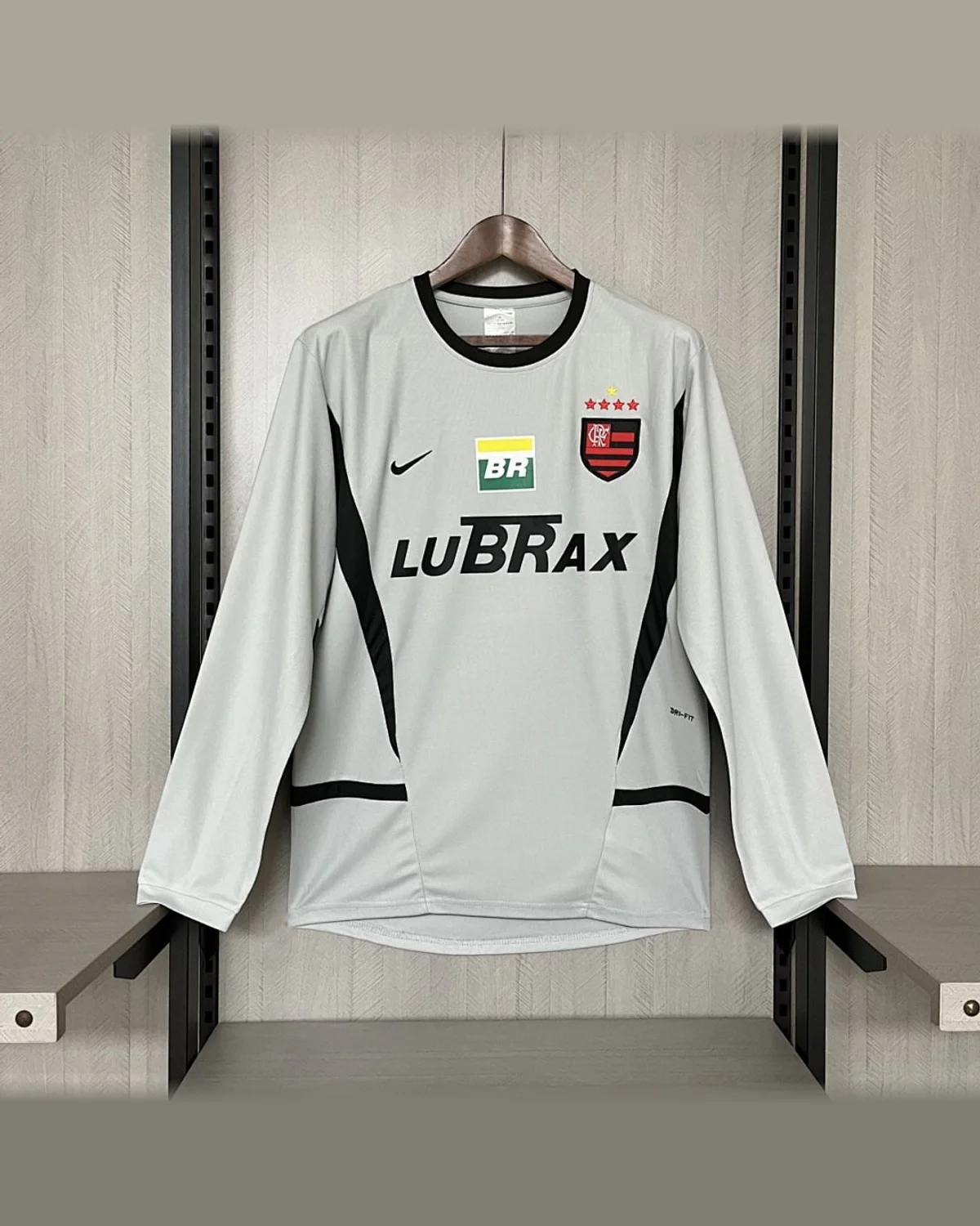 Flamengo Retro 2002/03 Flamengo Goalkeeper Grey Long Sleeve football jersey