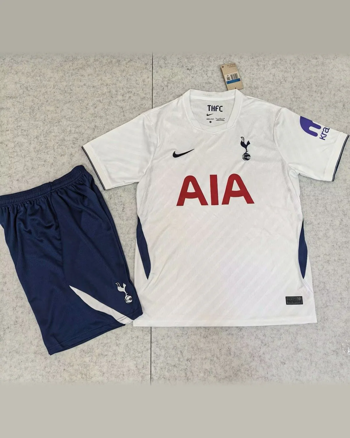 Tottenham Hotspur Tottenham at home football jersey