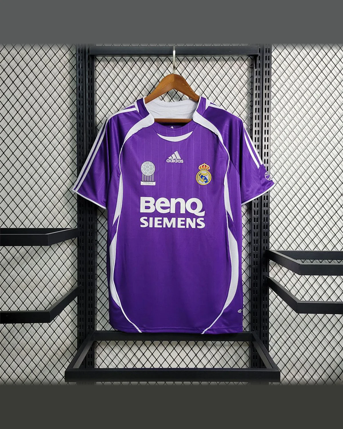 Real Madrid Retro 06 Real Madrid Purple football jersey