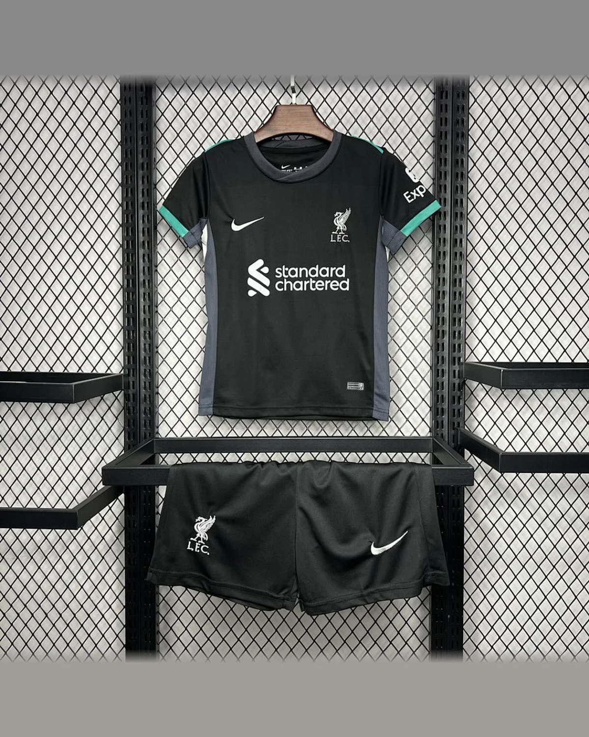 Liverpool Liverpool 2024/25 LFC Away Kids Kit 16-18 football jersey