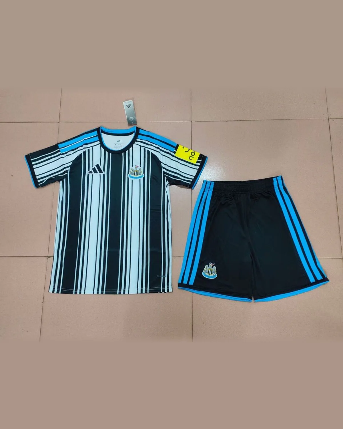 Newcastle United Newcastle at home football jersey