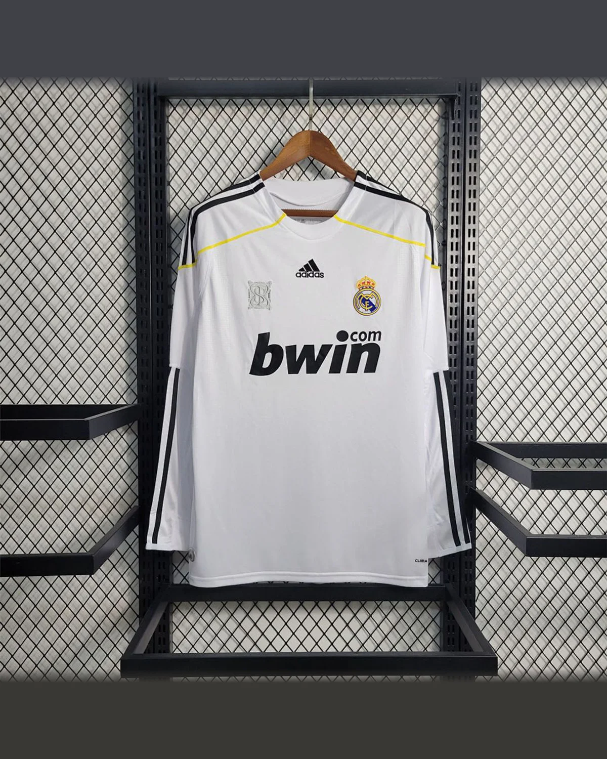 Real Madrid Retro 09/10 Real Madrid Long Sleeve Home football jersey