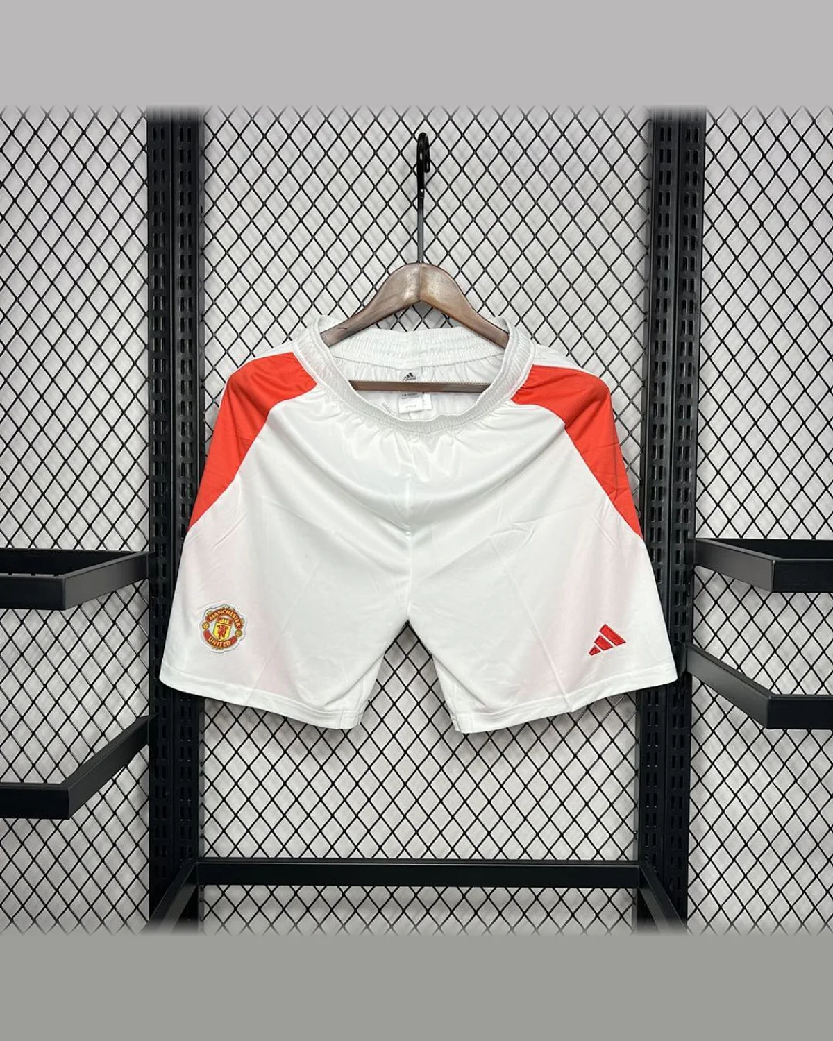 Manchester United Manchester United 2024/25 Home Shorts football jersey