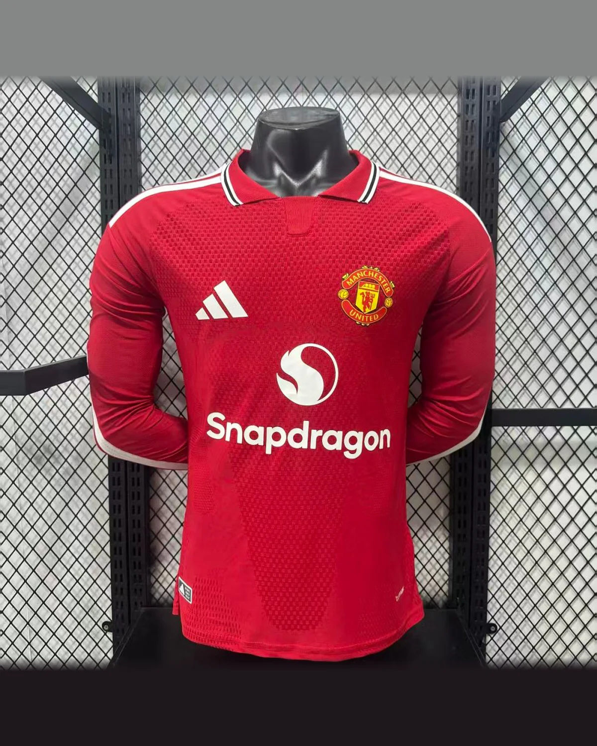 Manchester United 2026/27 Manchester United Long-Sleeve Jersey - Player Version football jersey