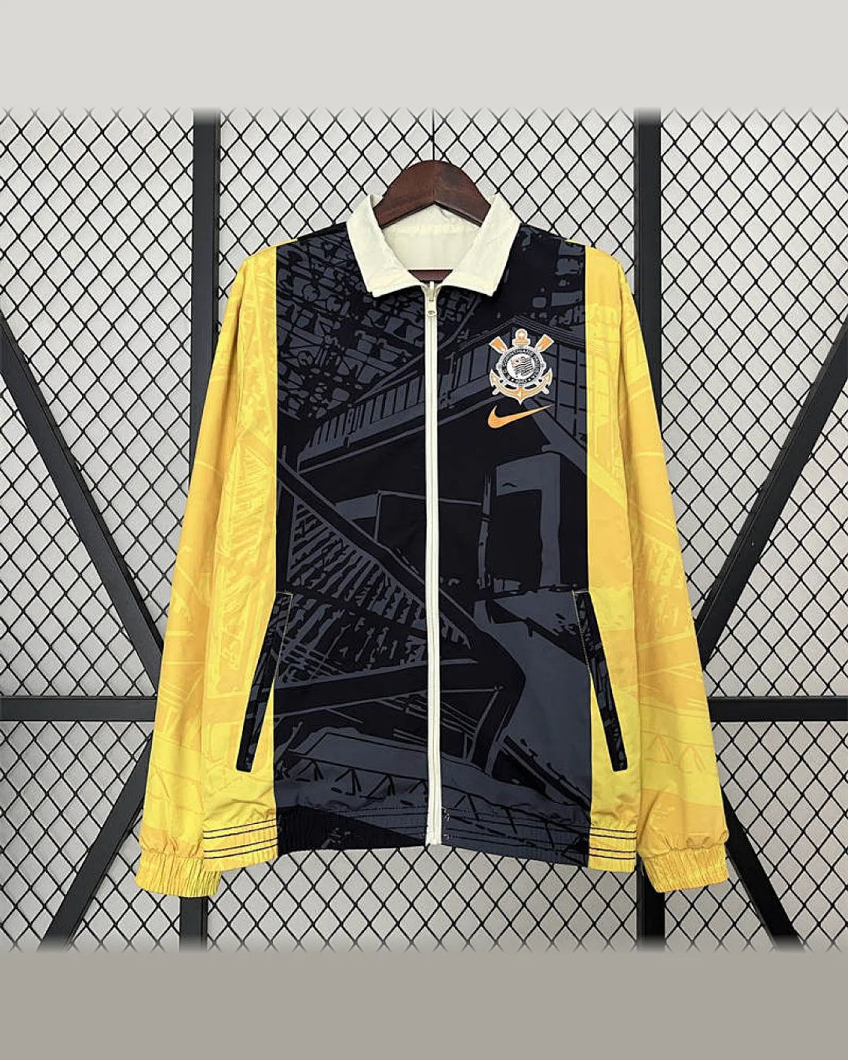 Corinthians 2024/25 Corinthians Trench Coat Reversible football jersey
