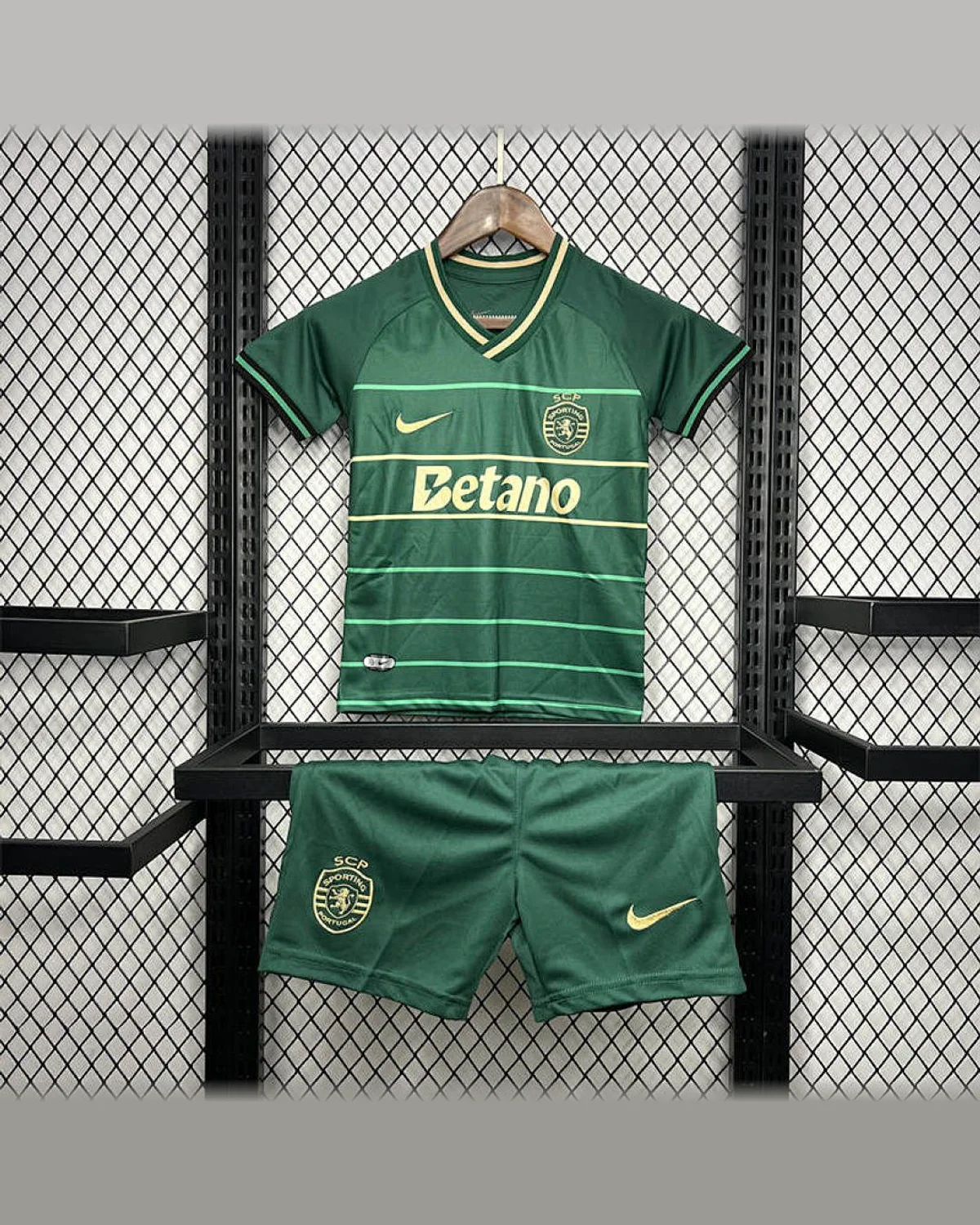 Sporting CP Sporting CP 2024/25 Away Kids Kit football jersey