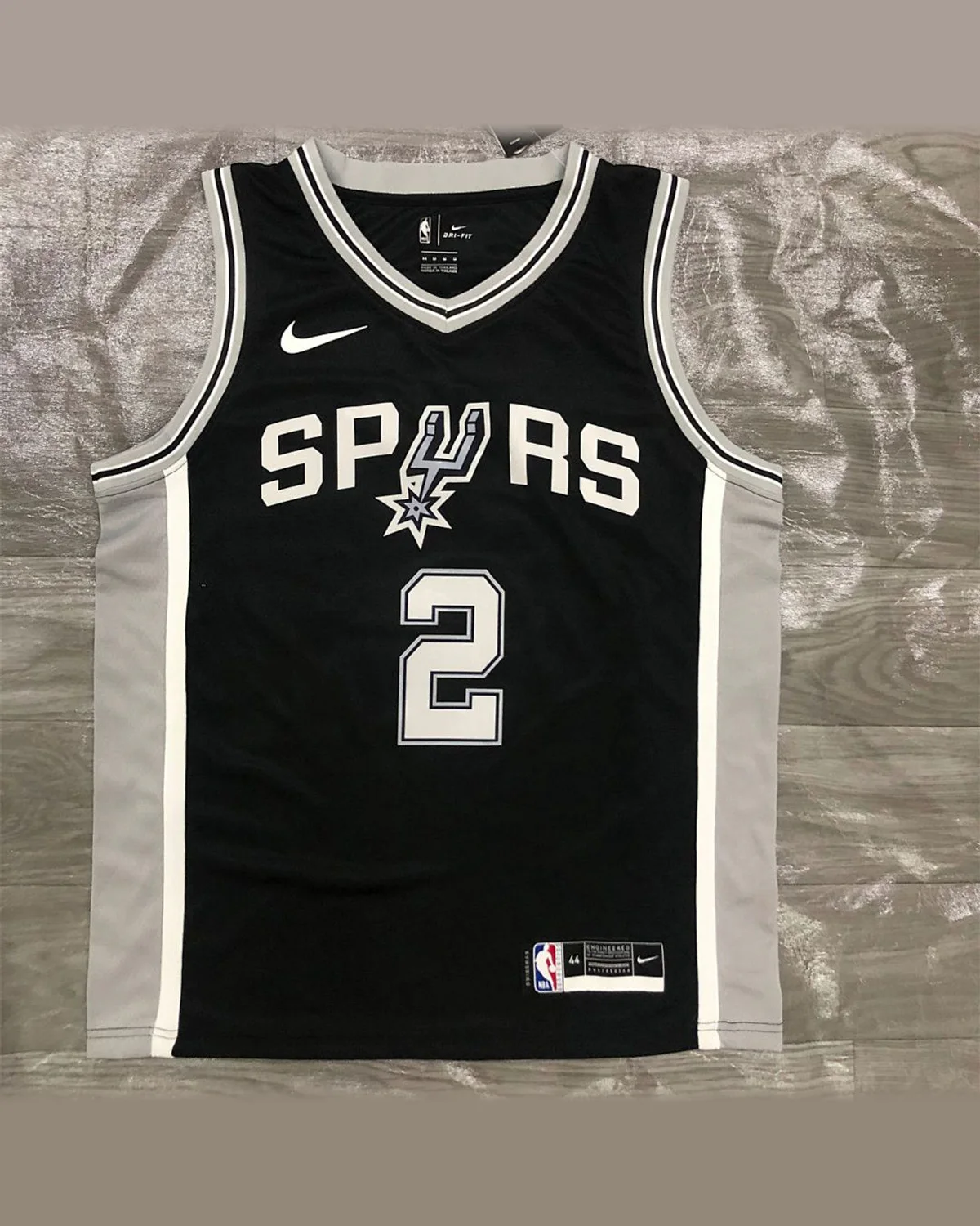 Tottenham Hotspur Tottenham Hotspur San Antonio Spurs V-Neck Black Jersey LEONARD#2 football jersey