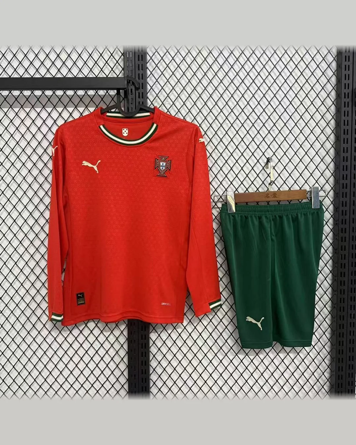Portugal 2025/26 Portugal Home Long Sleeve football jersey