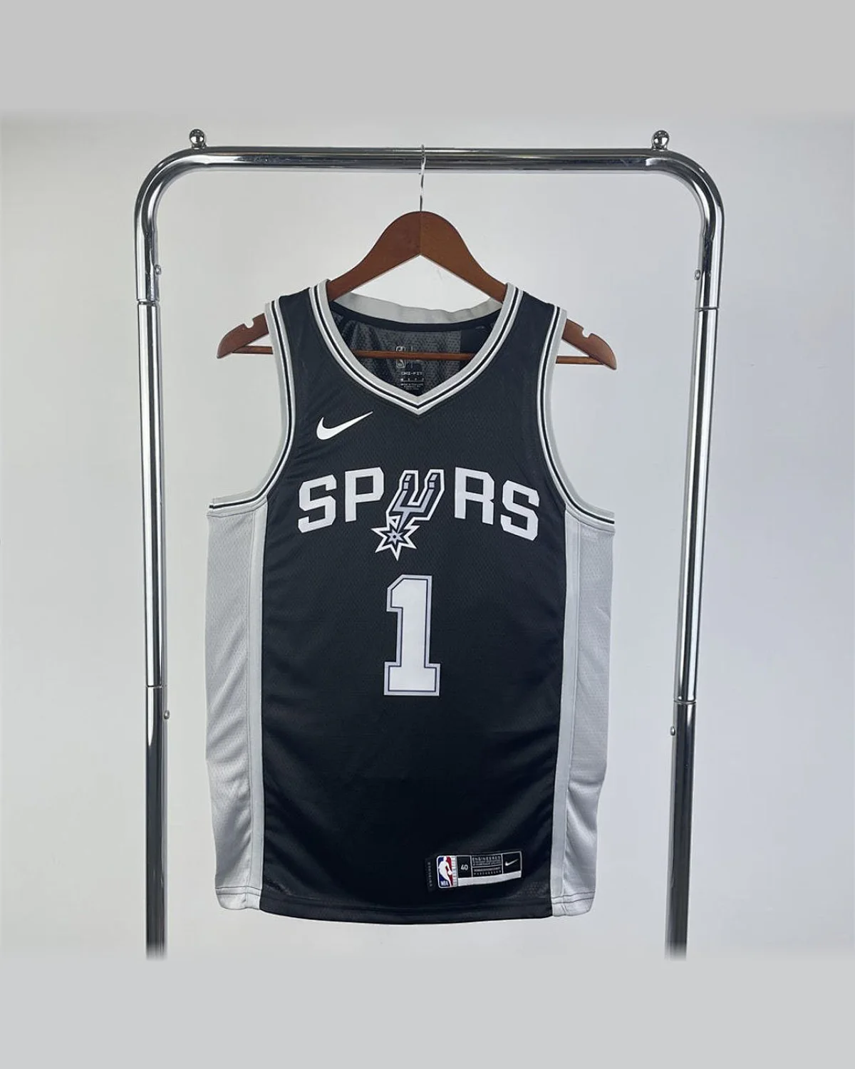Tottenham Hotspur Tottenham Hotspur San Antonio Spurs WEMBANYAMA#1 2022/23 Black Icon Edition Swingman Jersey - Player Version football jersey