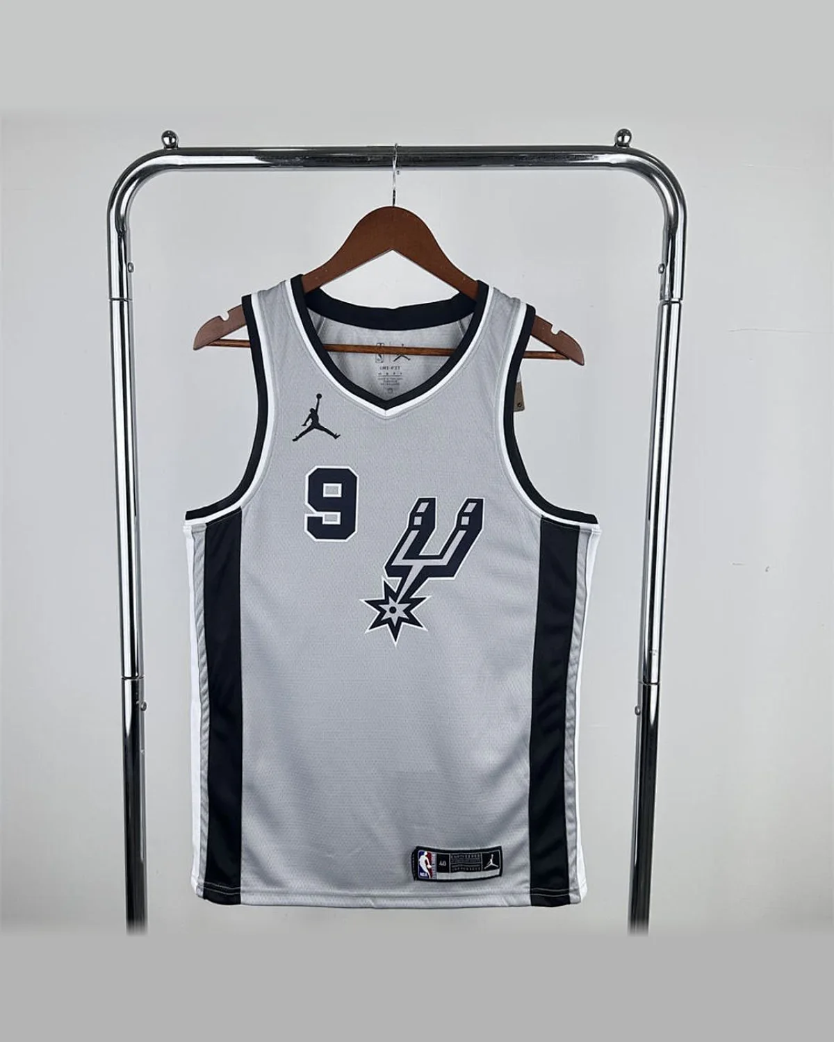 Tottenham Hotspur Tottenham Hotspur San Antonio Spurs 2020/21 V-Neck Grey Jersey PARKER#9 football jersey