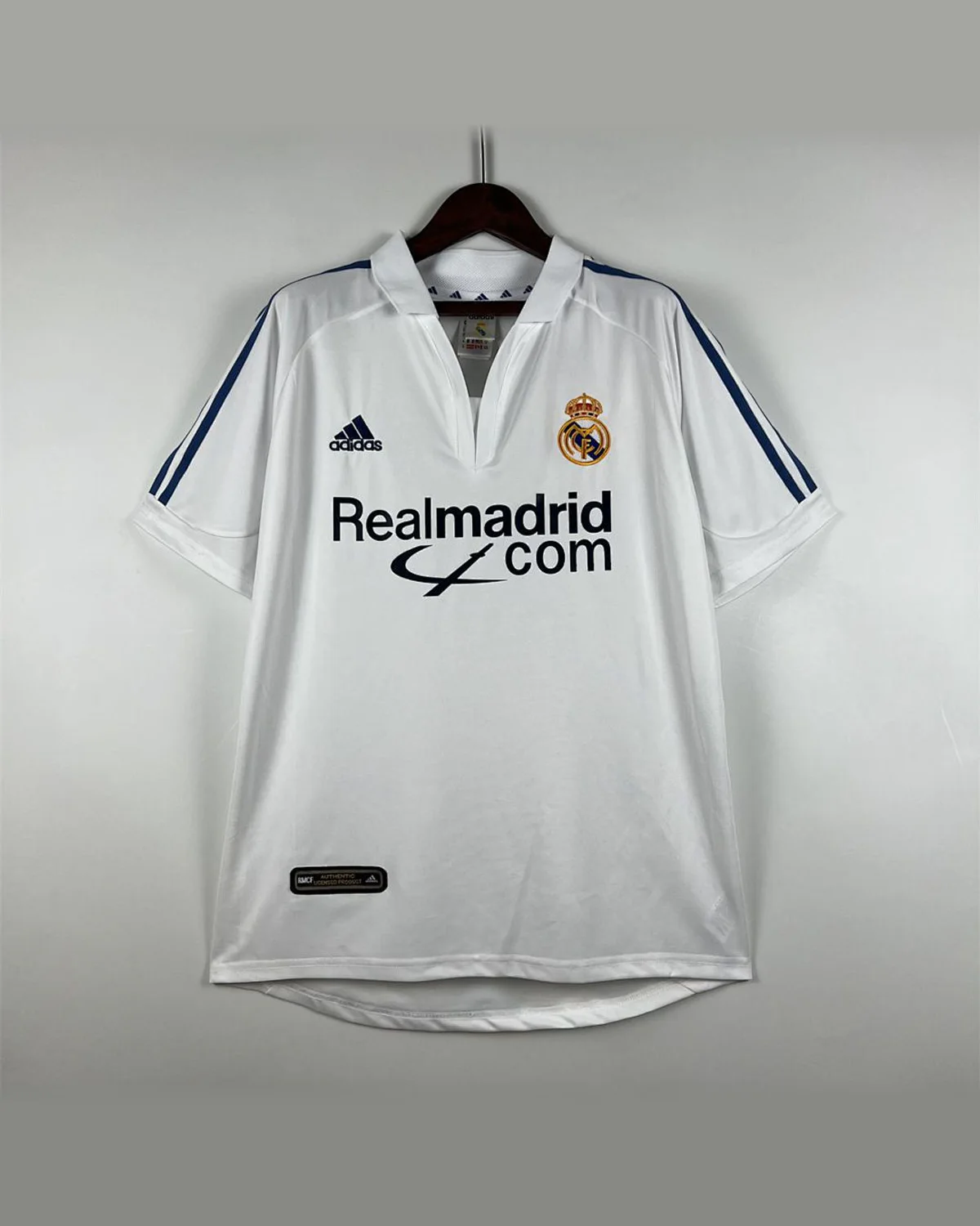 Real Madrid Retro 01/02 Real Madrid Home football jersey