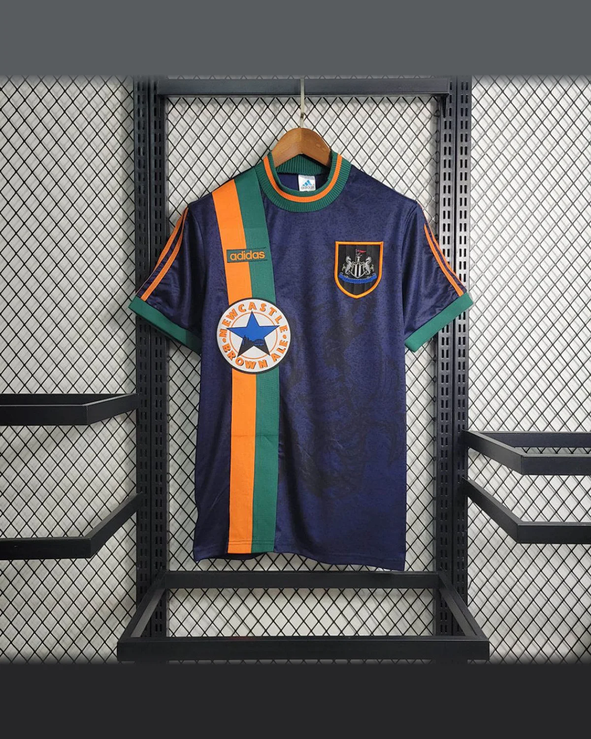 Newcastle United Retro 97/98 Newcastle United Away football jersey